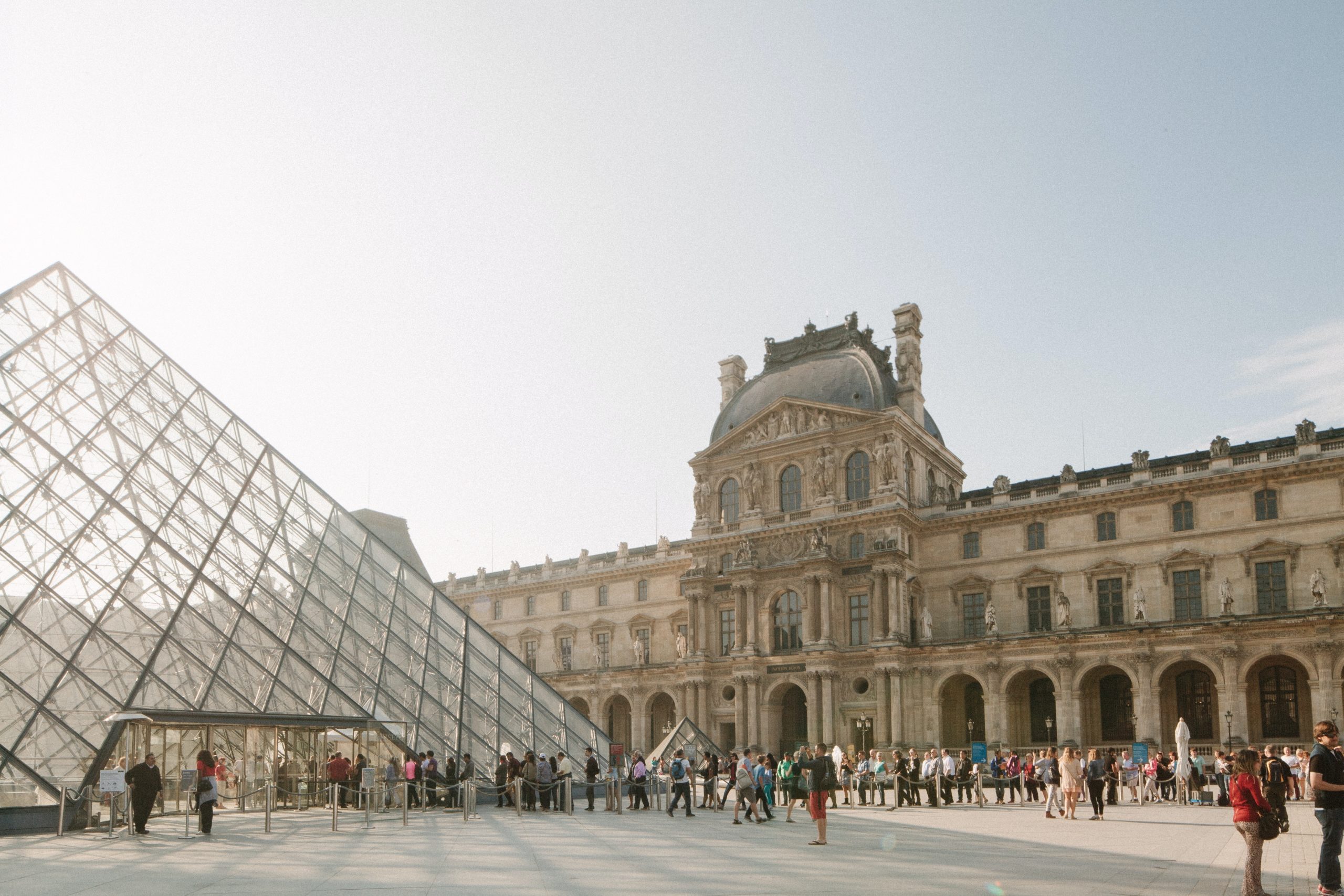 virtual tours of the Louvre